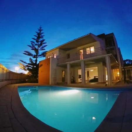 Faulha House,with Bbq And Swimming Pool